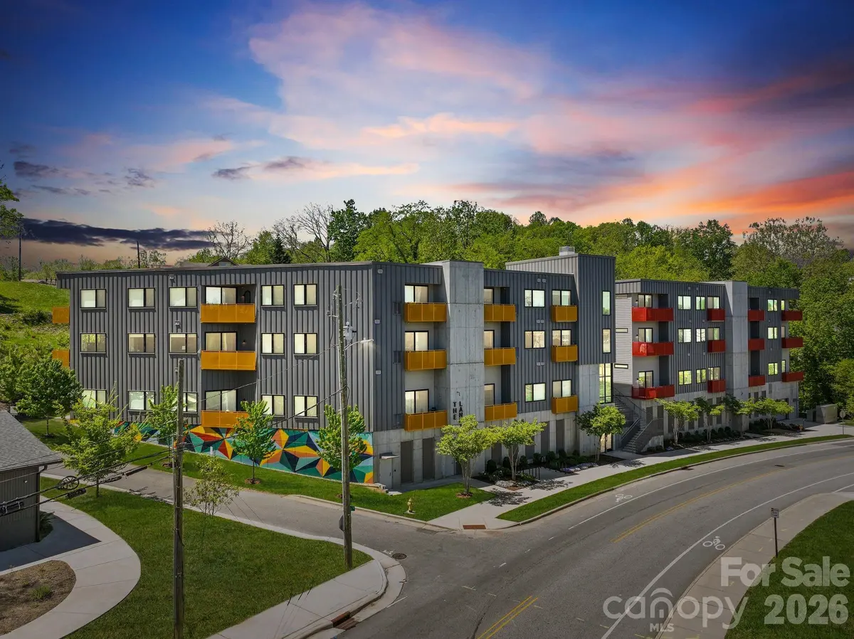 68 Craven ST #206, Asheville, NC 28806