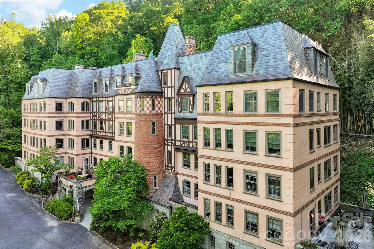 185 Macon AVE #B10, Asheville, NC 28804