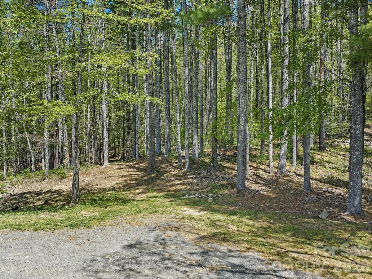 0 Satinwood DR, Burnsville, NC 28714