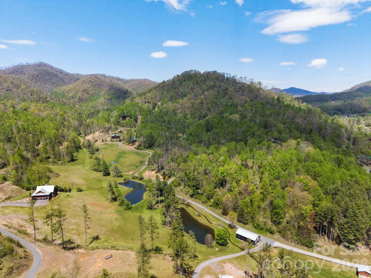 00000 White Pine LN #19, Bakersville, NC 28705