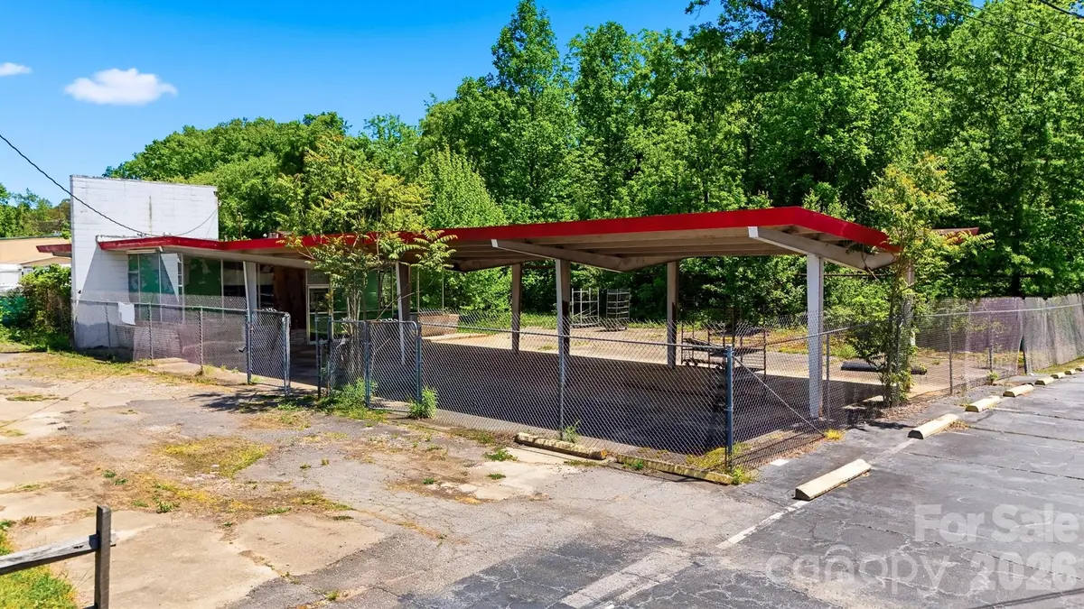 1425 Morganton BLVD SW, Lenoir, NC 28645