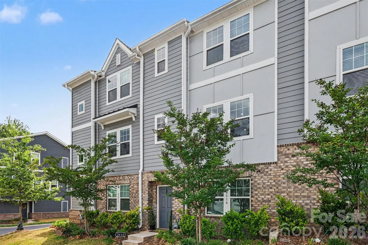 2614 Greenmarket DR, Charlotte, NC 28217