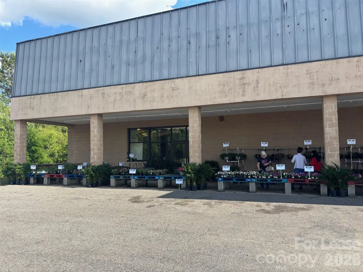 427 W Mcintyre ST, Mullins, SC 29574
