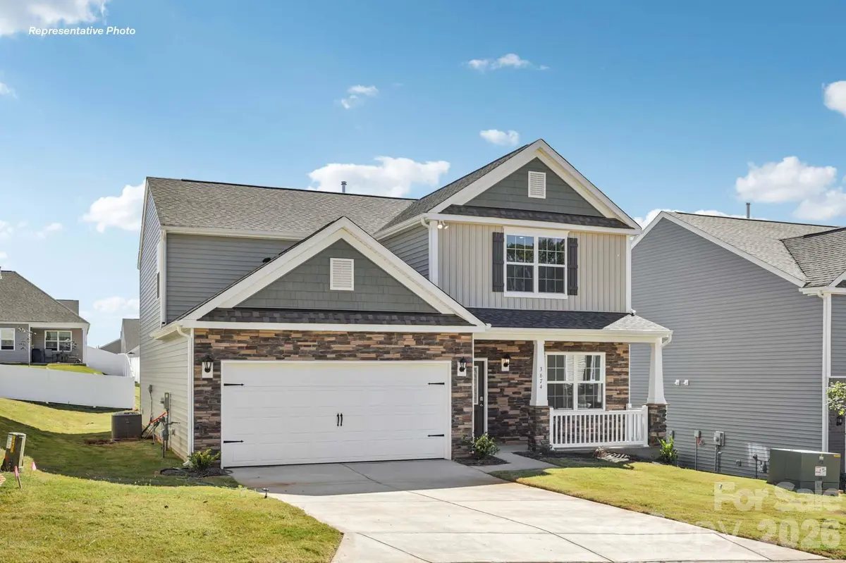 601 17th Avenue DR NE, Hickory, NC 28601