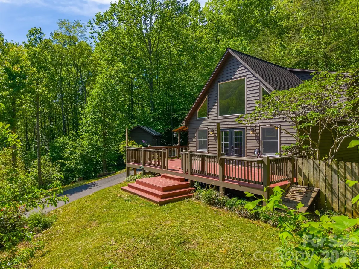 110 Wyoming DR, Sylva, NC 28779