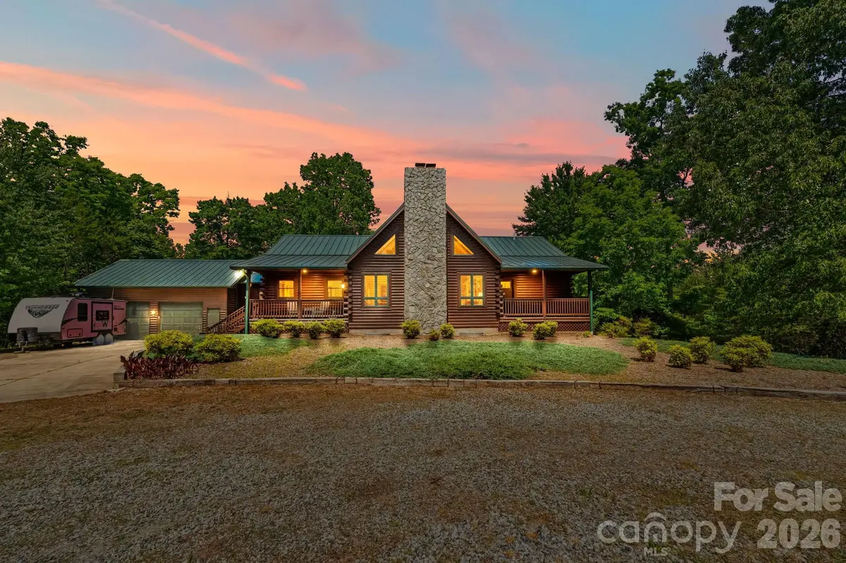 3341 Peniel RD, Tryon, NC 28782