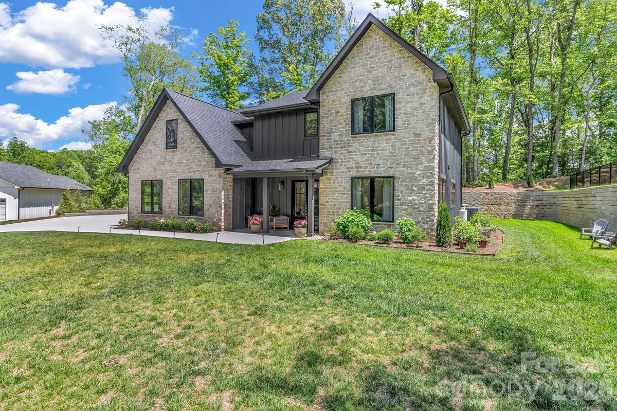 108 Poplar Green WAY, Asheville, NC 28806