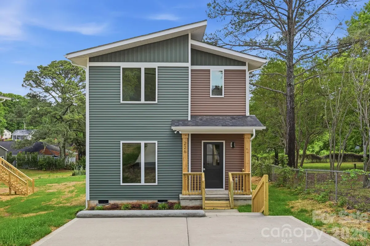 226 Summit AVE, Albemarle, NC 28001
