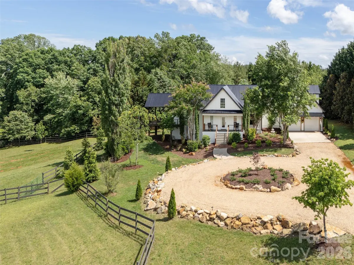 4647 Big Level RD, Mill Spring, NC 28756