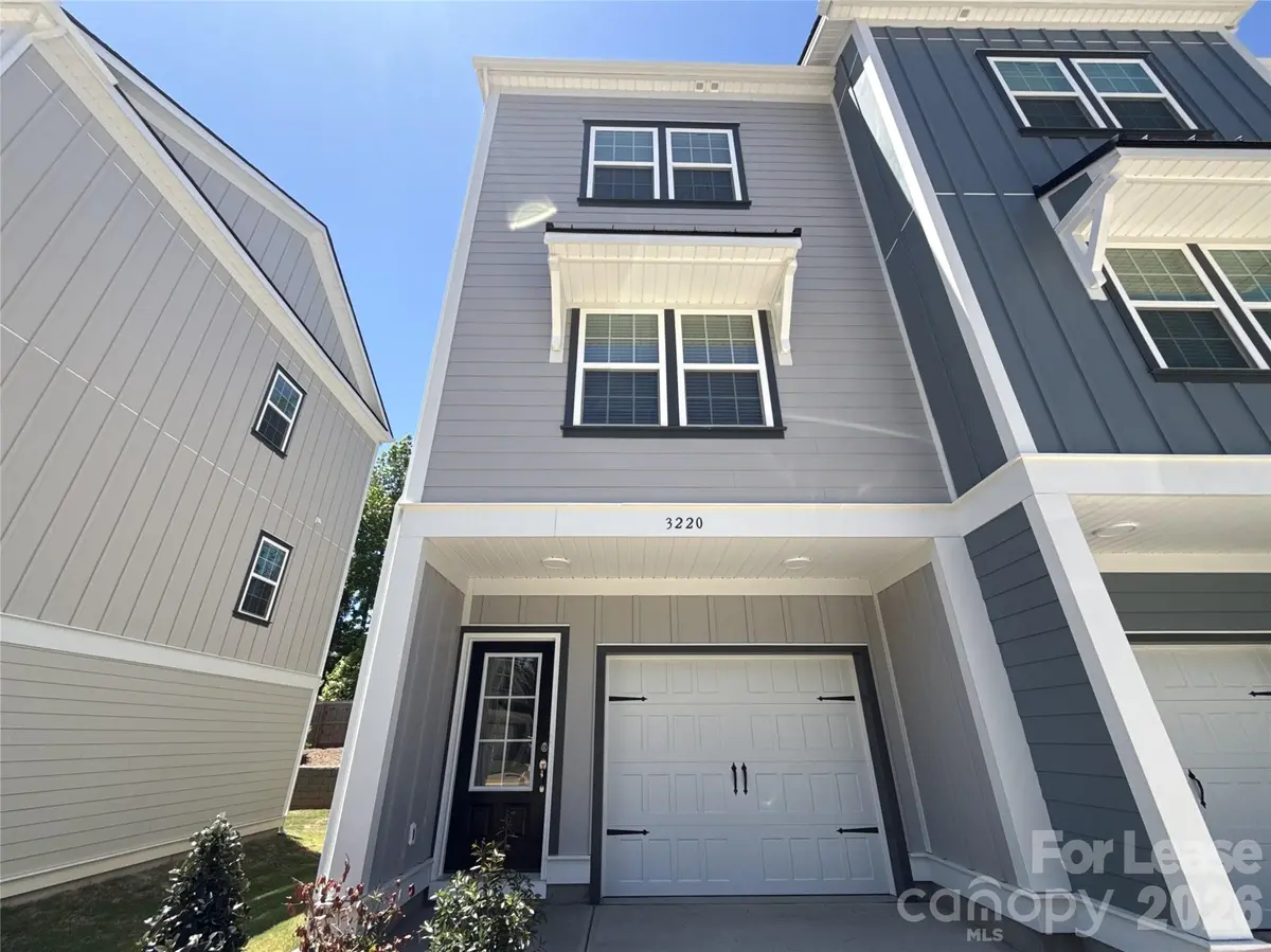 3220 Butler Hill DR, Matthews, NC 28105