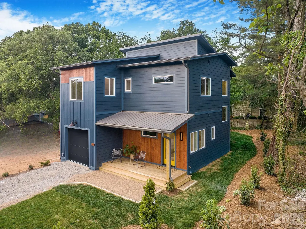 14 Da Vinci CT, Asheville, NC 28806