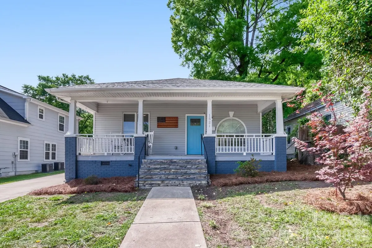 1521 Hawthorne LN, Charlotte, NC 28205