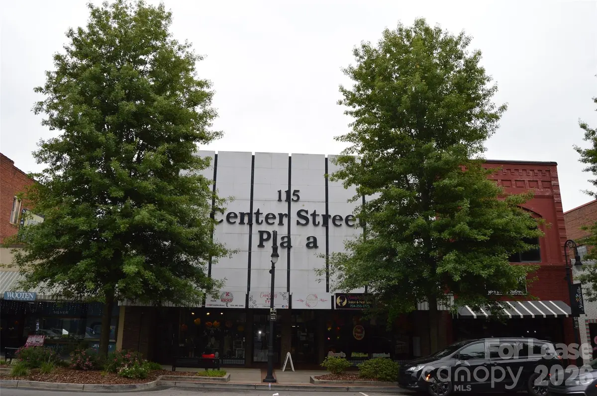 111 S Center ST #105, Statesville, NC 28677