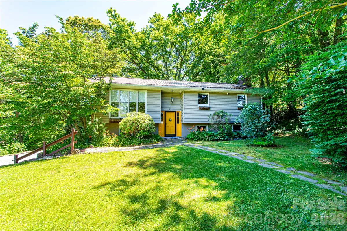 73 Cresent DR, Pisgah Forest, NC 28768