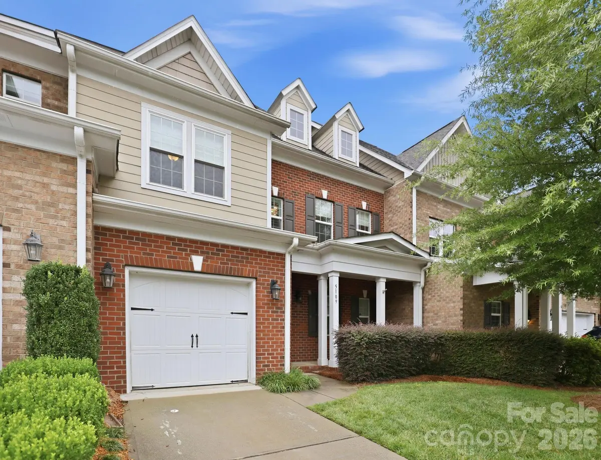 5109 Pansley DR, Charlotte, NC 28226
