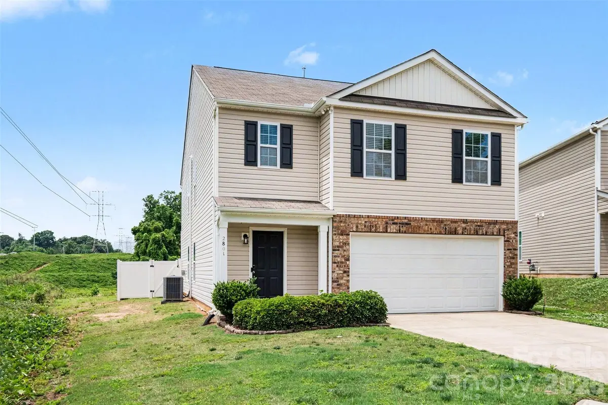 2801 Thomas Twig DR, Dallas, NC 28034