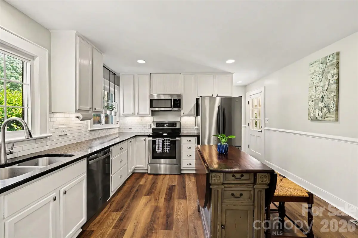 2068 Statesville HWY, Mooresville, NC 28115