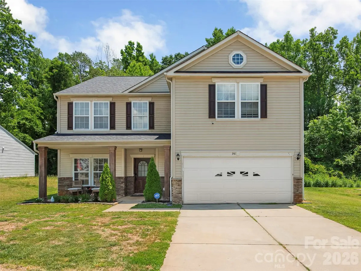 941 Capetown LN, Clover, SC 29710