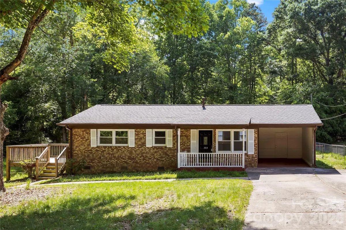 723 Vancouver LN, Gastonia, NC 28052