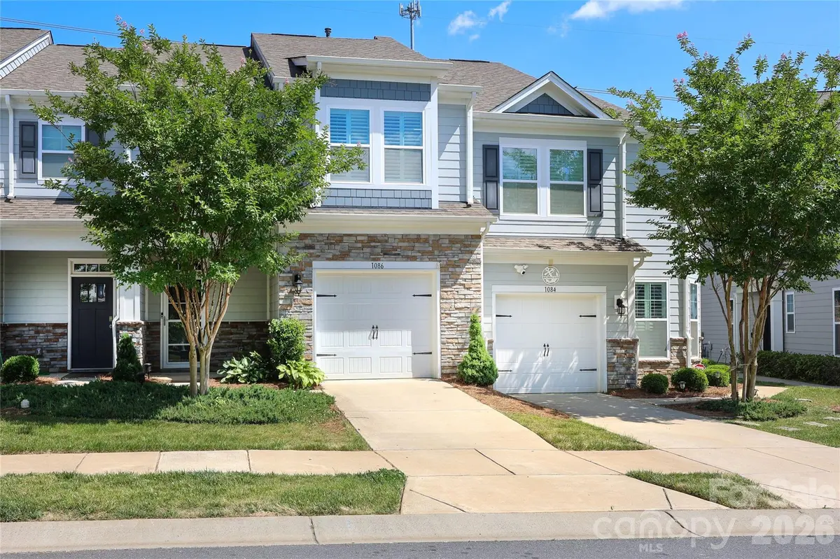 1086 Chicory TRCE, Clover, SC 29710