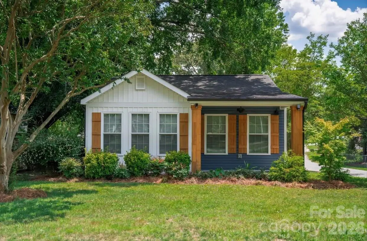 1215 W Fourth AVE, Gastonia, NC 28052
