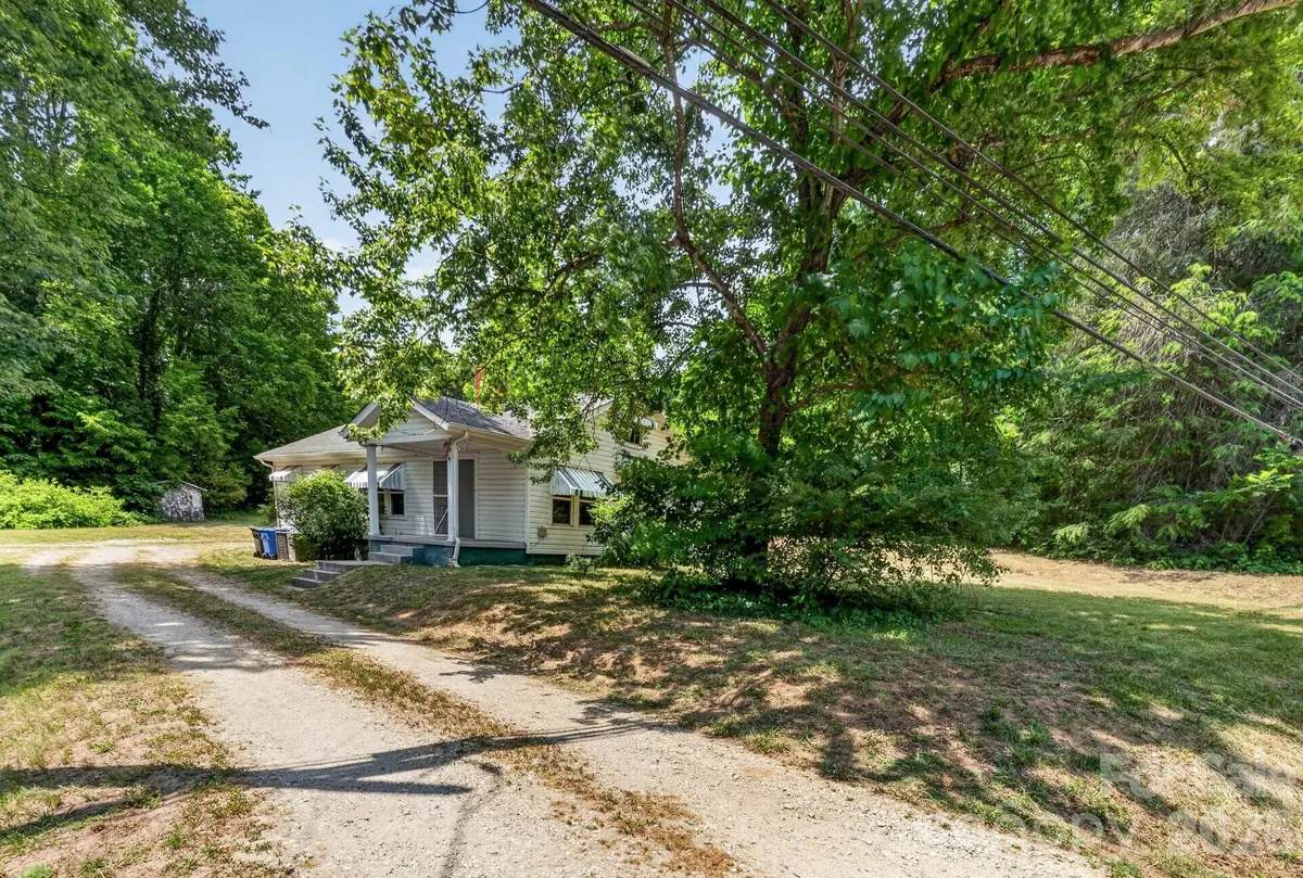 540 W Park AVE, Mooresville, NC 28115