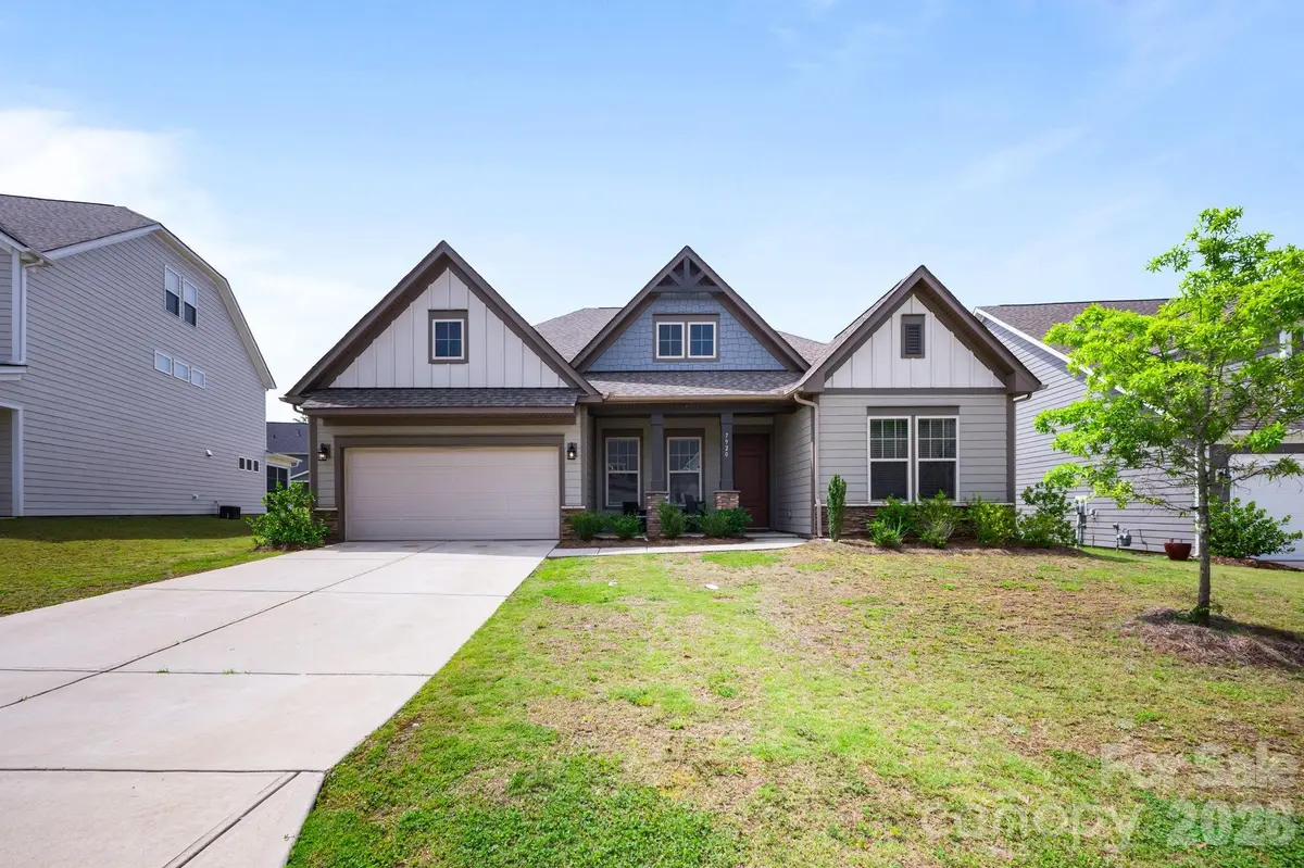 7920 Creek Park DR, Denver, NC 28037
