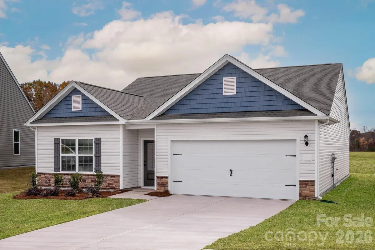 3434 Robindale DR, Winston Salem, NC 27107