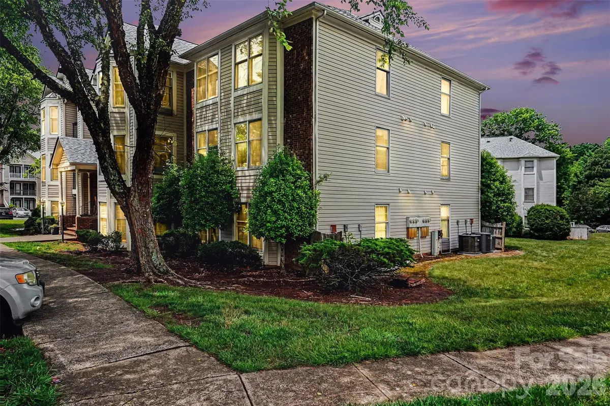 6223 Rosecroft DR #3, Charlotte, NC 28215