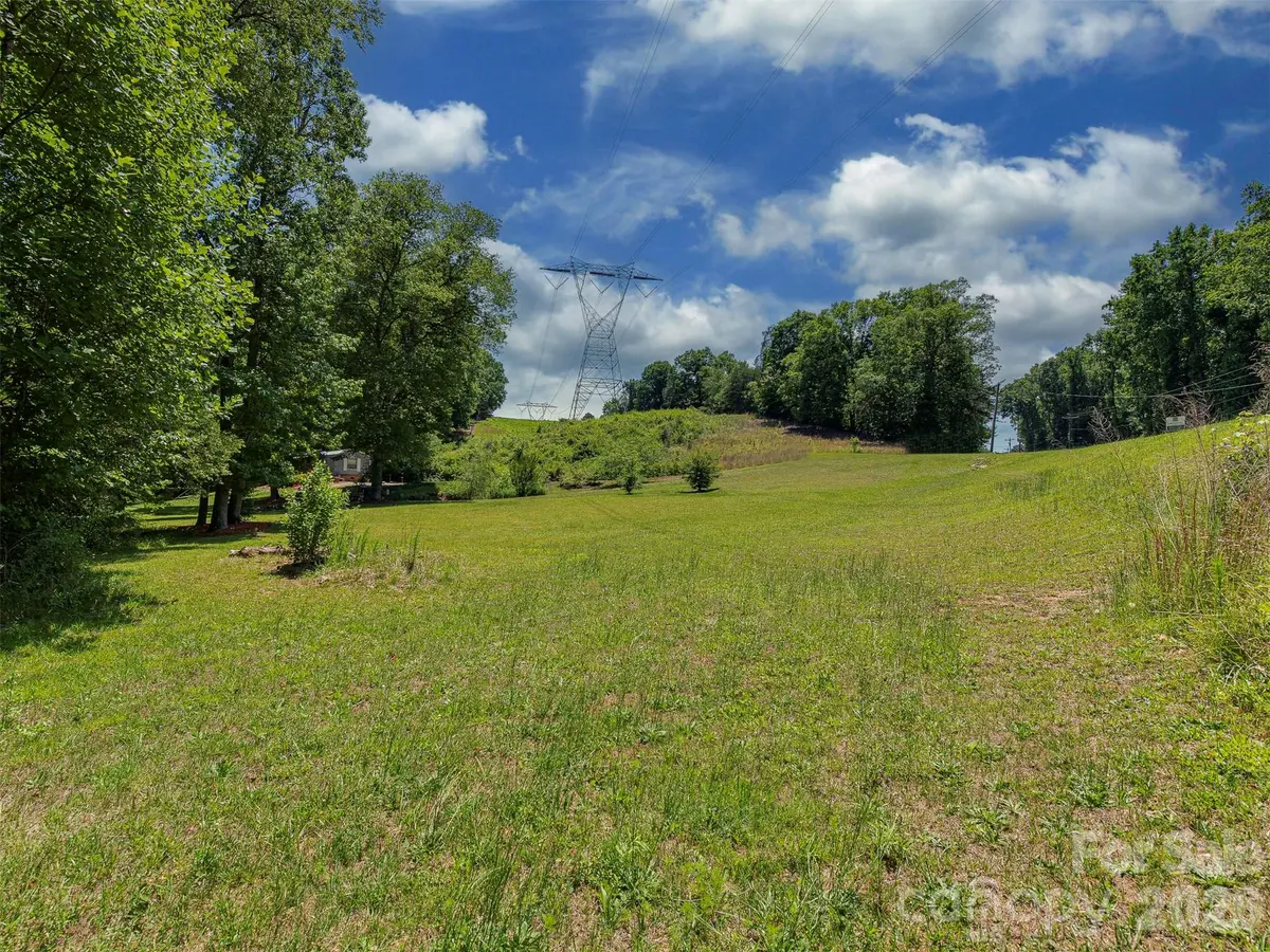 3901 Hickory HWY, Statesville, NC 28677