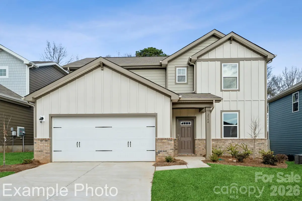 1045 Hallman Branch LN, Lincolnton, NC 28092