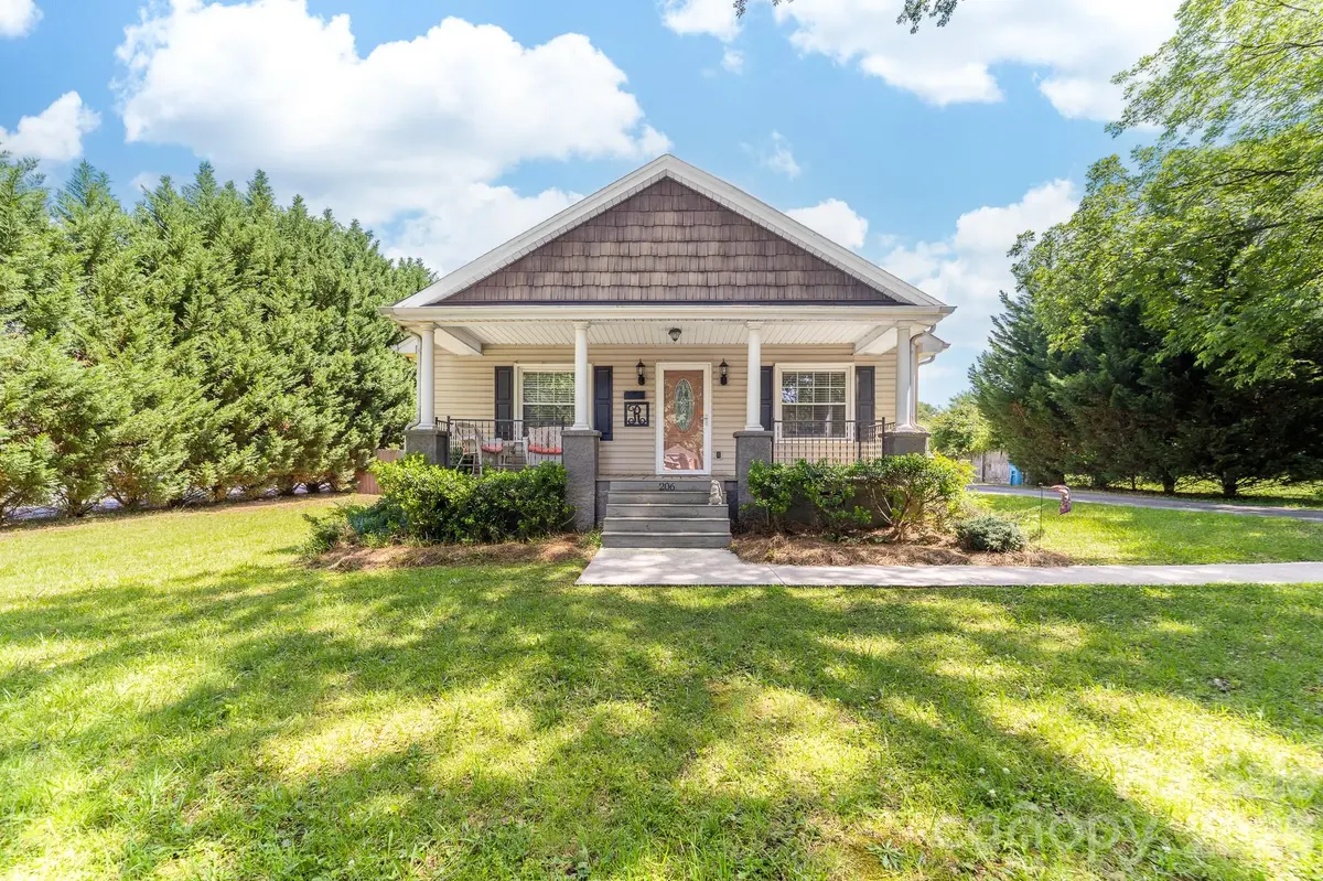 206 Eagle RD, Belmont, NC 28012