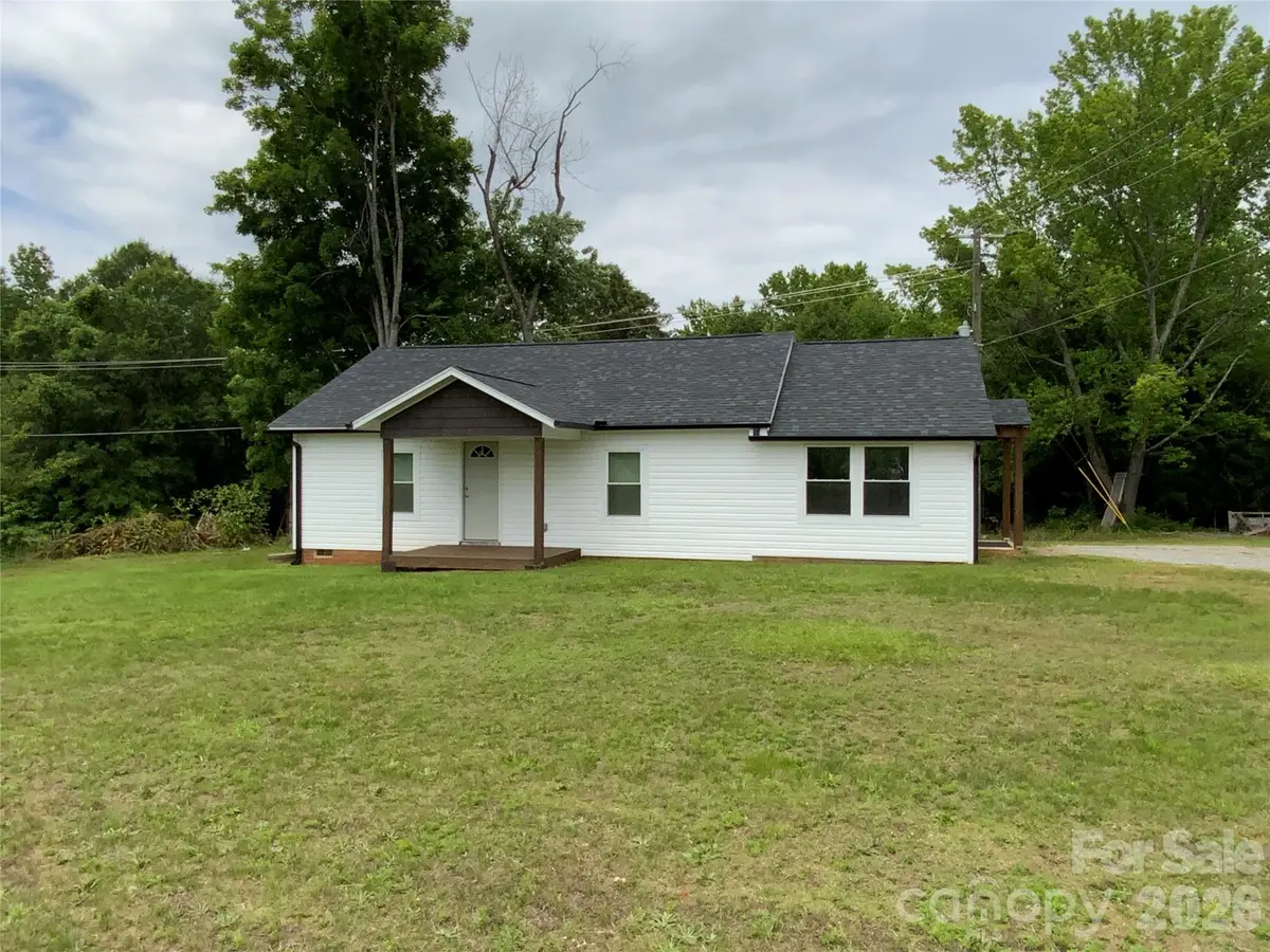 757 Old US 74 HWY, Bostic, NC 28018