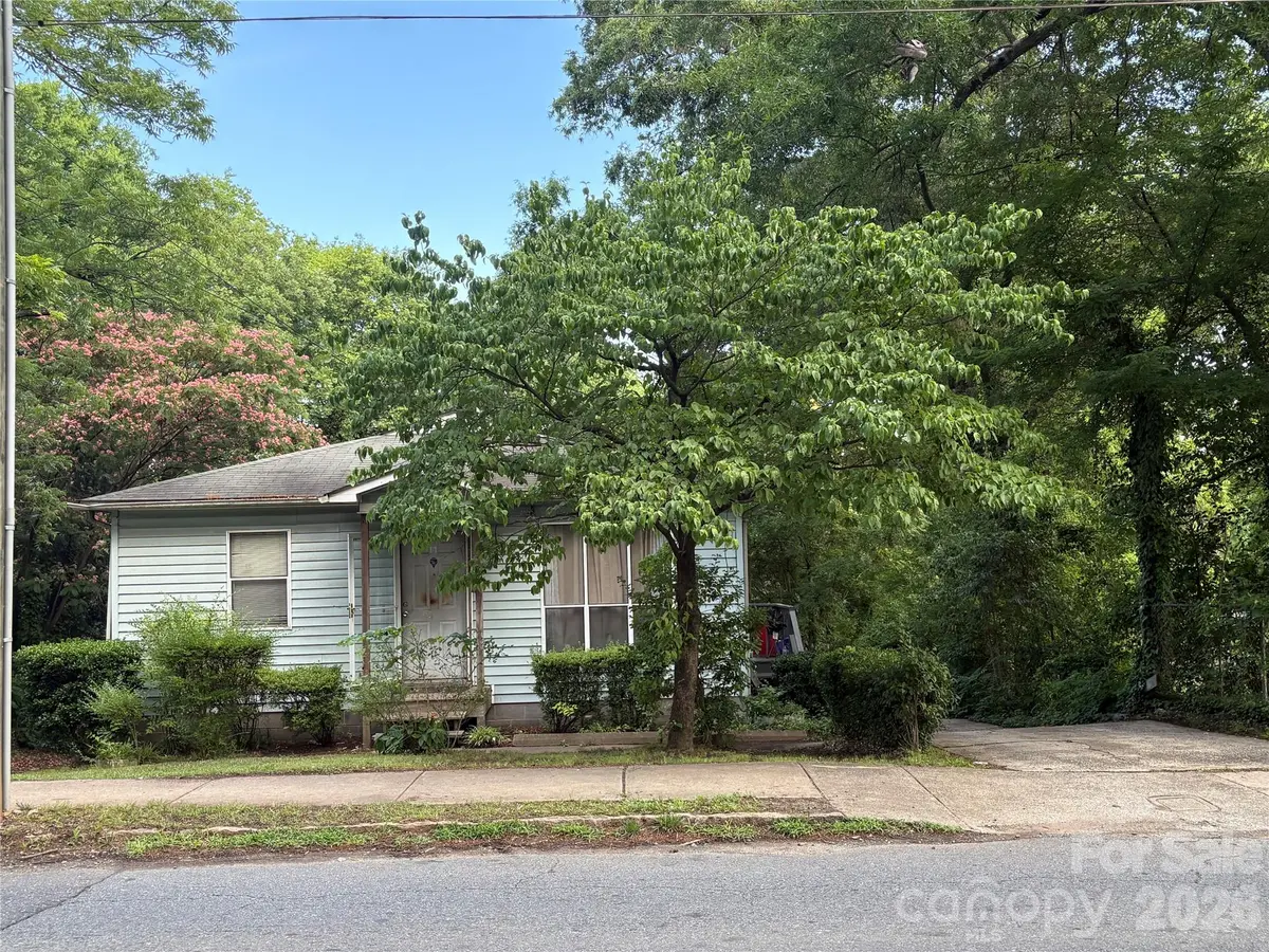 1304 N Davidson ST, Charlotte, NC 28206