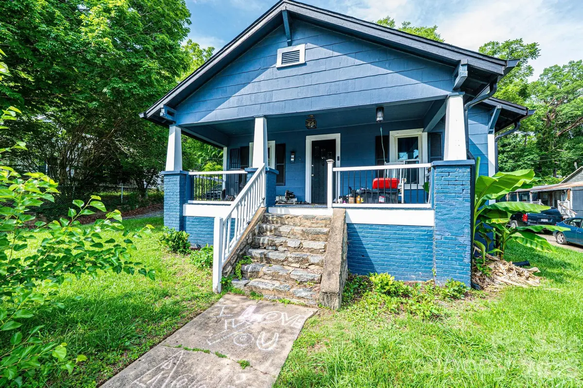 224 broadway ST NW, Lenoir, NC 28645