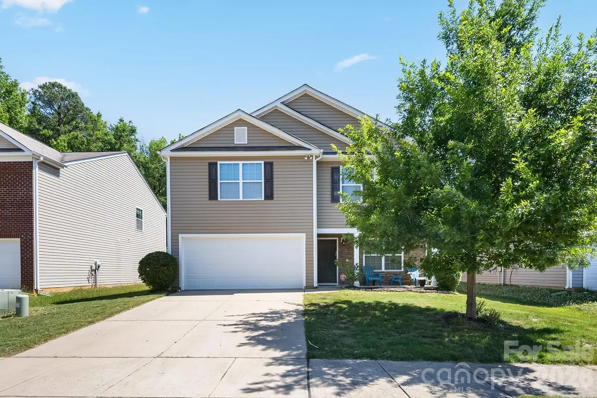 5329 Park Brook DR, Charlotte, NC 28269