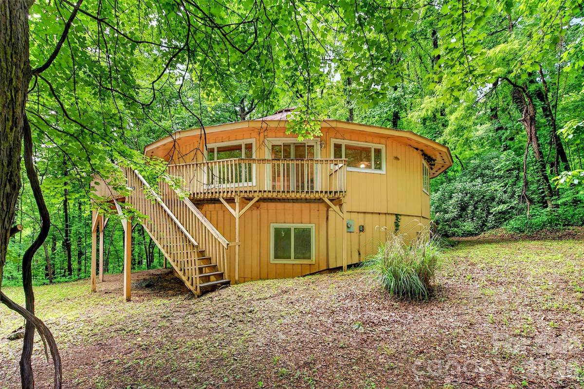 1614 Gateway Pkwy #12, Old Fort, NC 28762