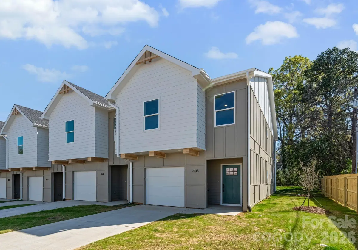 2013 Custer ST, Charlotte, NC 28216