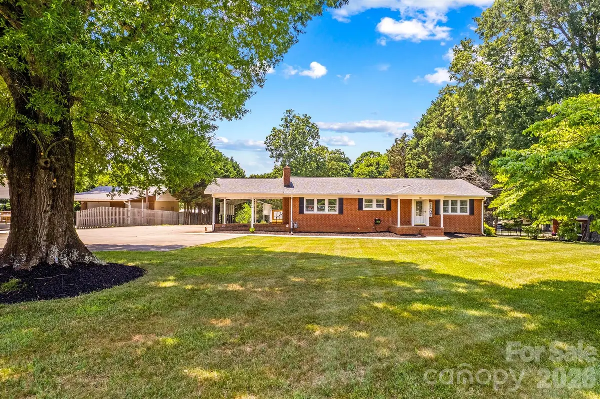 946 Shearers RD, Mooresville, NC 28115
