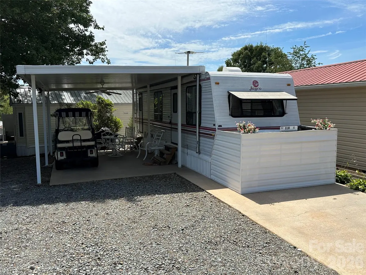 117 Elm ST, New London, NC 28127