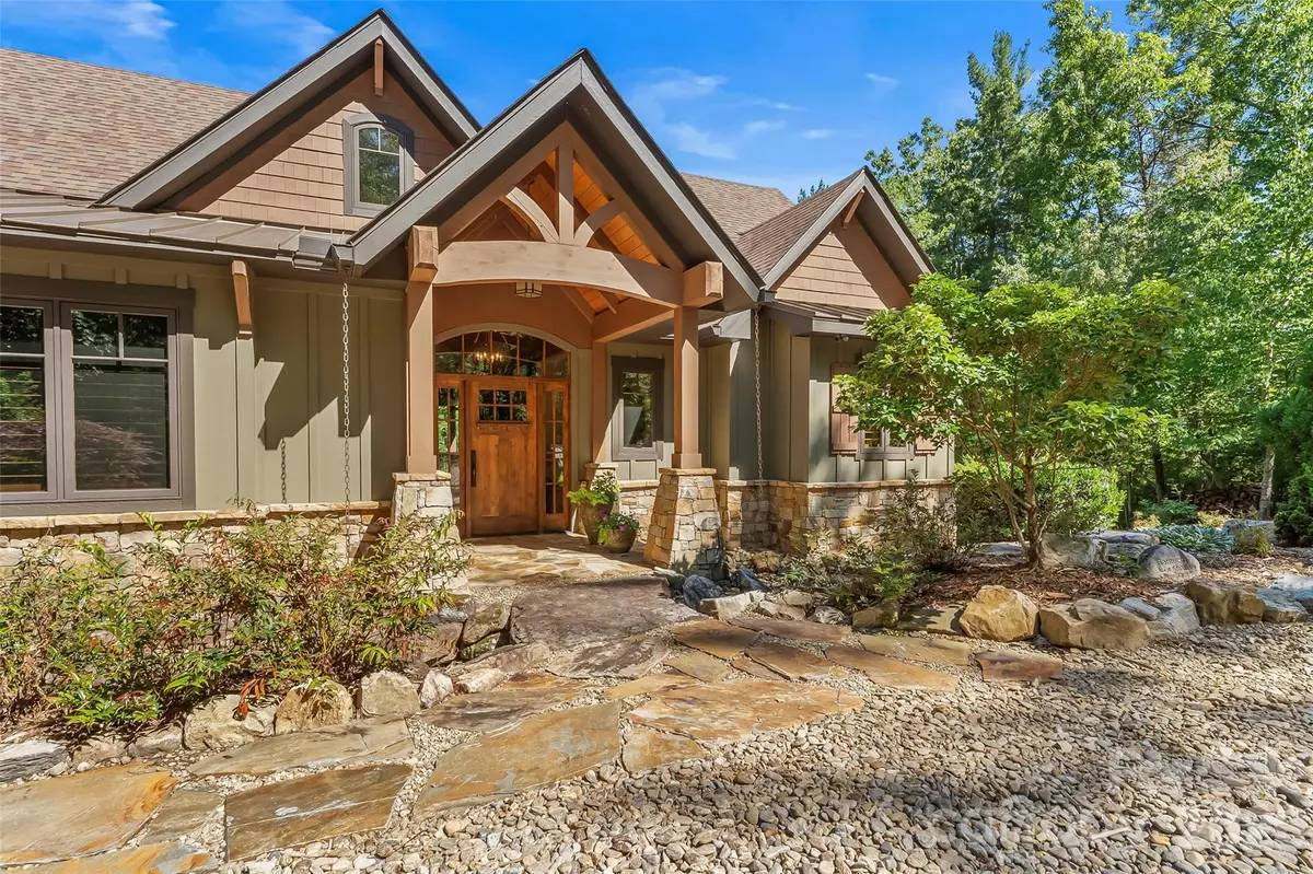 2087 Firestone TRL, Nebo, NC 28761
