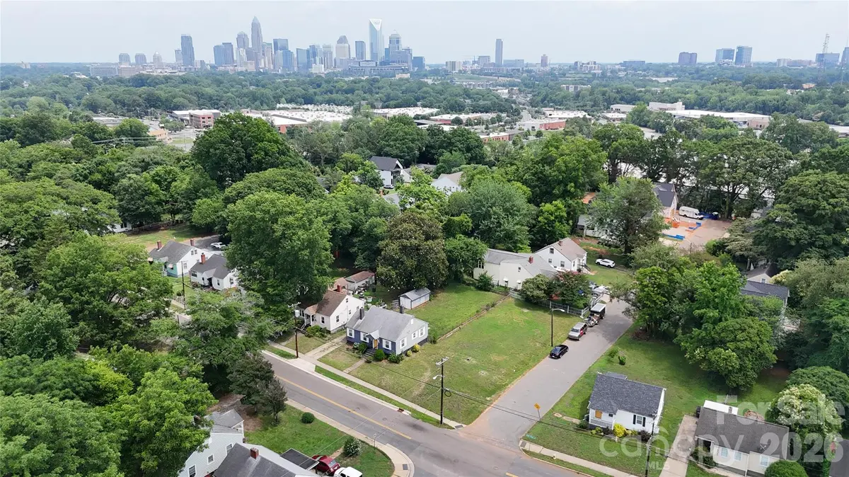 1321 Camp Greene ST, Charlotte, NC 28208