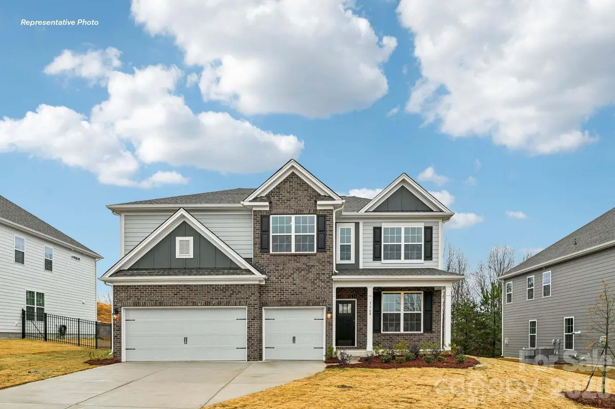 1039 Tundra Swan DR, Indian Trail, NC 28079