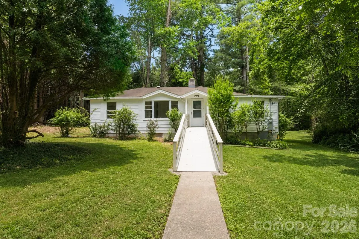 215 Merchant ST, Asheville, NC 28803