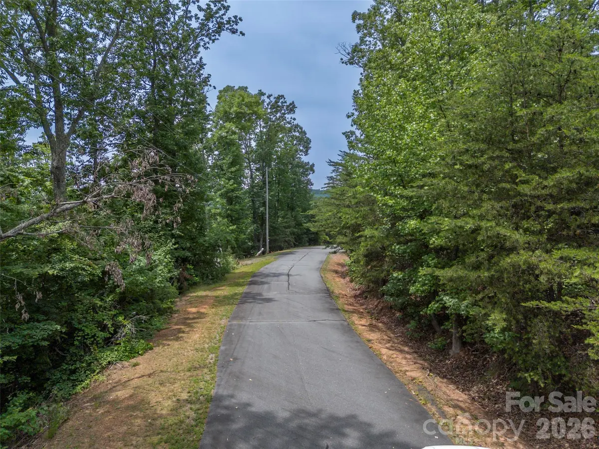 228 Brighton DR, Bostic, NC 28018