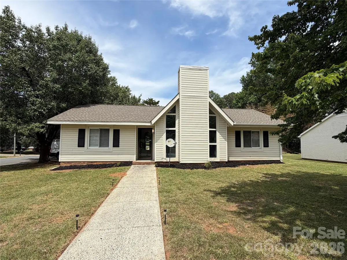 2530 Dion AVE, Charlotte, NC 28212