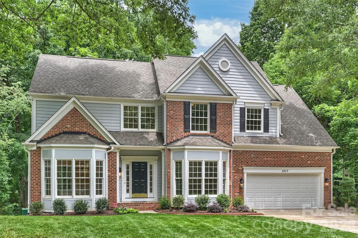 5317 Fairvista DR, Charlotte, NC 28269