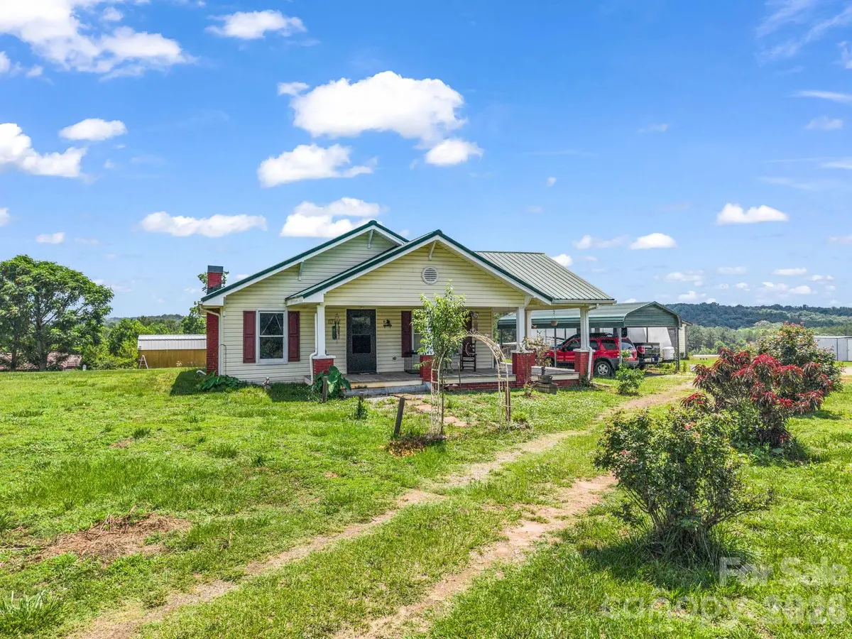 1740 Baber RD, Rutherfordton, NC 28139