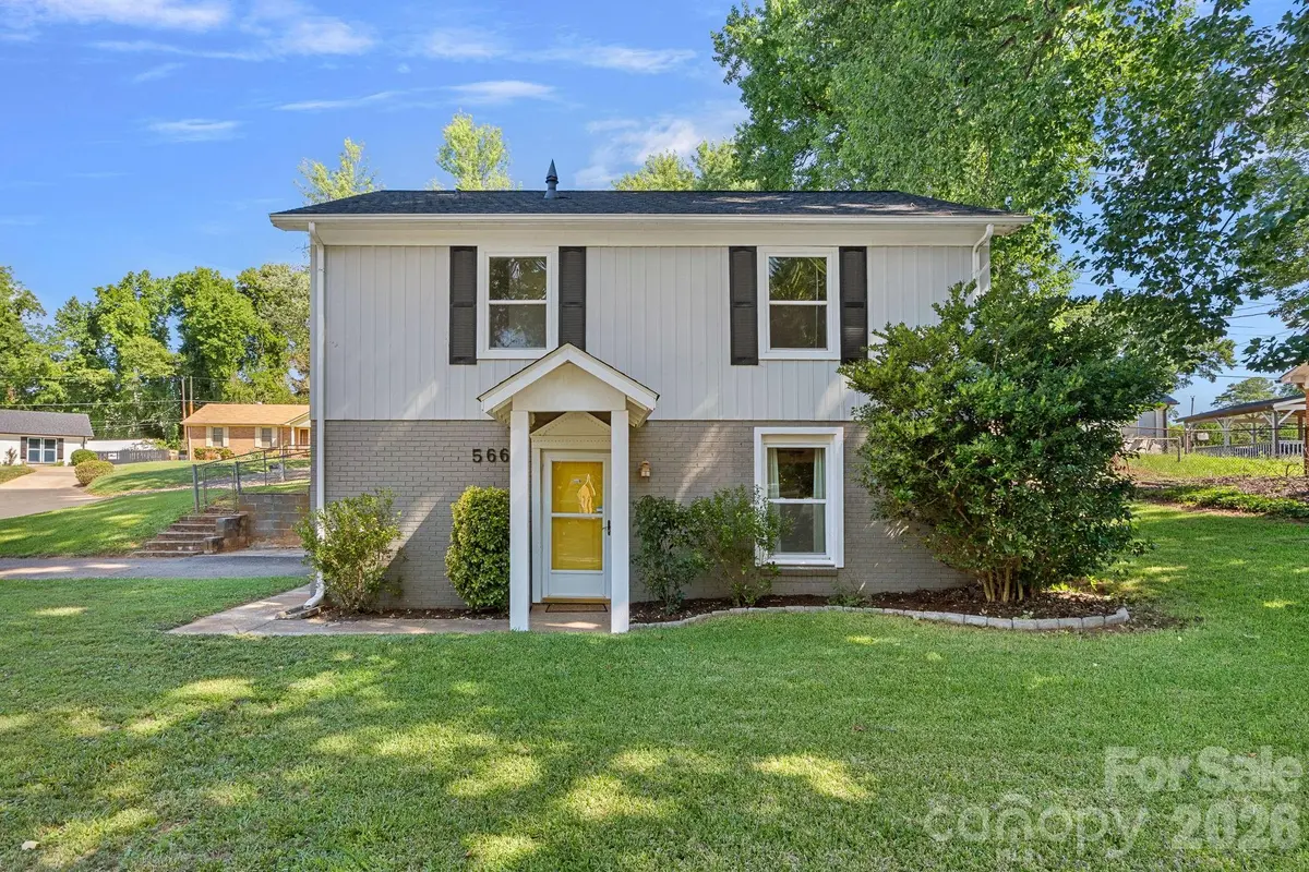 5662 Coulee PL, Charlotte, NC 28217