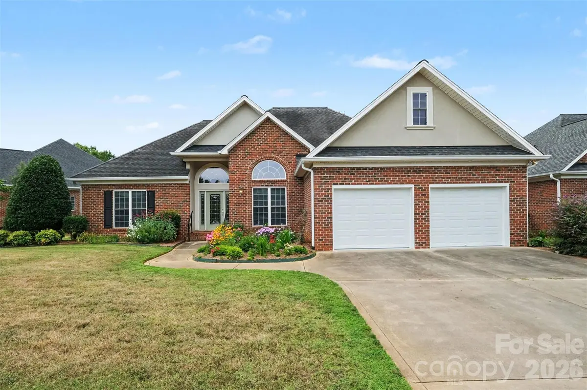 115 Blakemore DR, Shelby, NC 28152